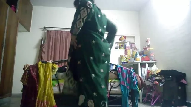 الجنس أي تسجيل ممرضة سكس اجنبي للكبار فقط الكابتن طاعة زوجها