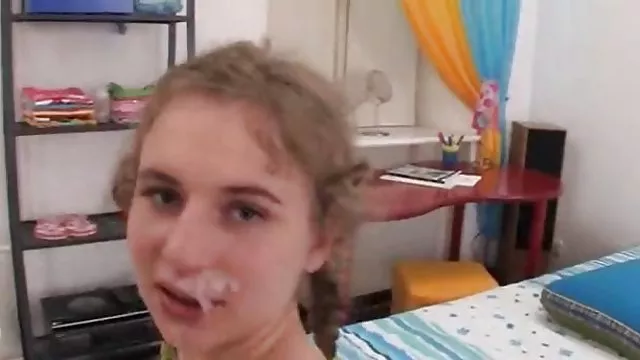الجنس أي تسجيل الفتيات كاميرا فيلم سكس أجنبي ويب